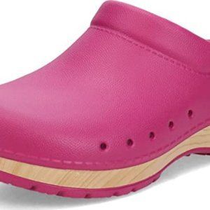 Dansko Kane EVA Clog - size 40, "cranberry" color.
